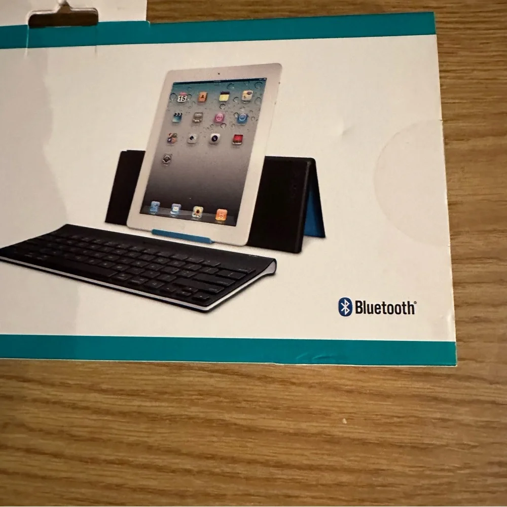 🎉HP🎊 Logitech Tablet Keyboard for Ipads